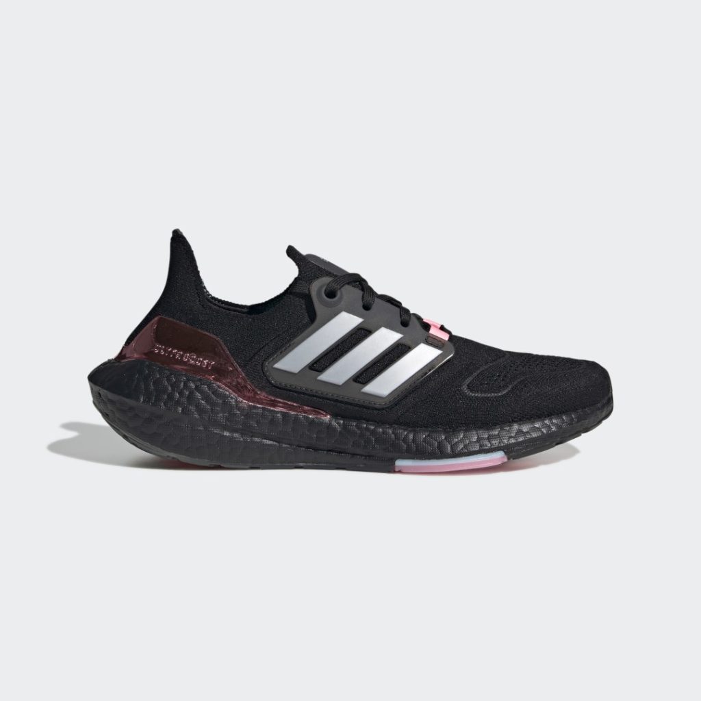 Adidas Ultraboost 22 Core Black / Matte Silver / Beam Pink (GX5928)